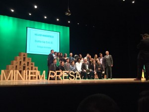 Alunos receberam as premiações no Teatro da Fiergs.